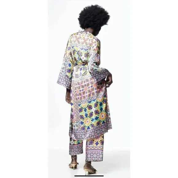 Zara Satin Effect Printed Belted Kimono Robe